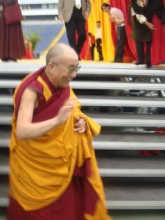 Kommt ein Gott auf Besuch... Der Dalai Lama in Frankfurt (2009)